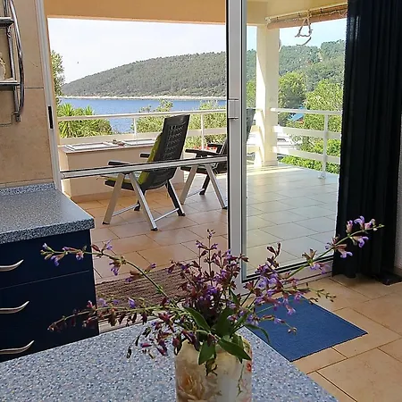 Meditation Vela Luka